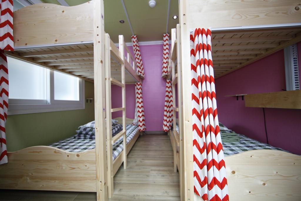 Bluefish Guesthouse Пусан Номер фото